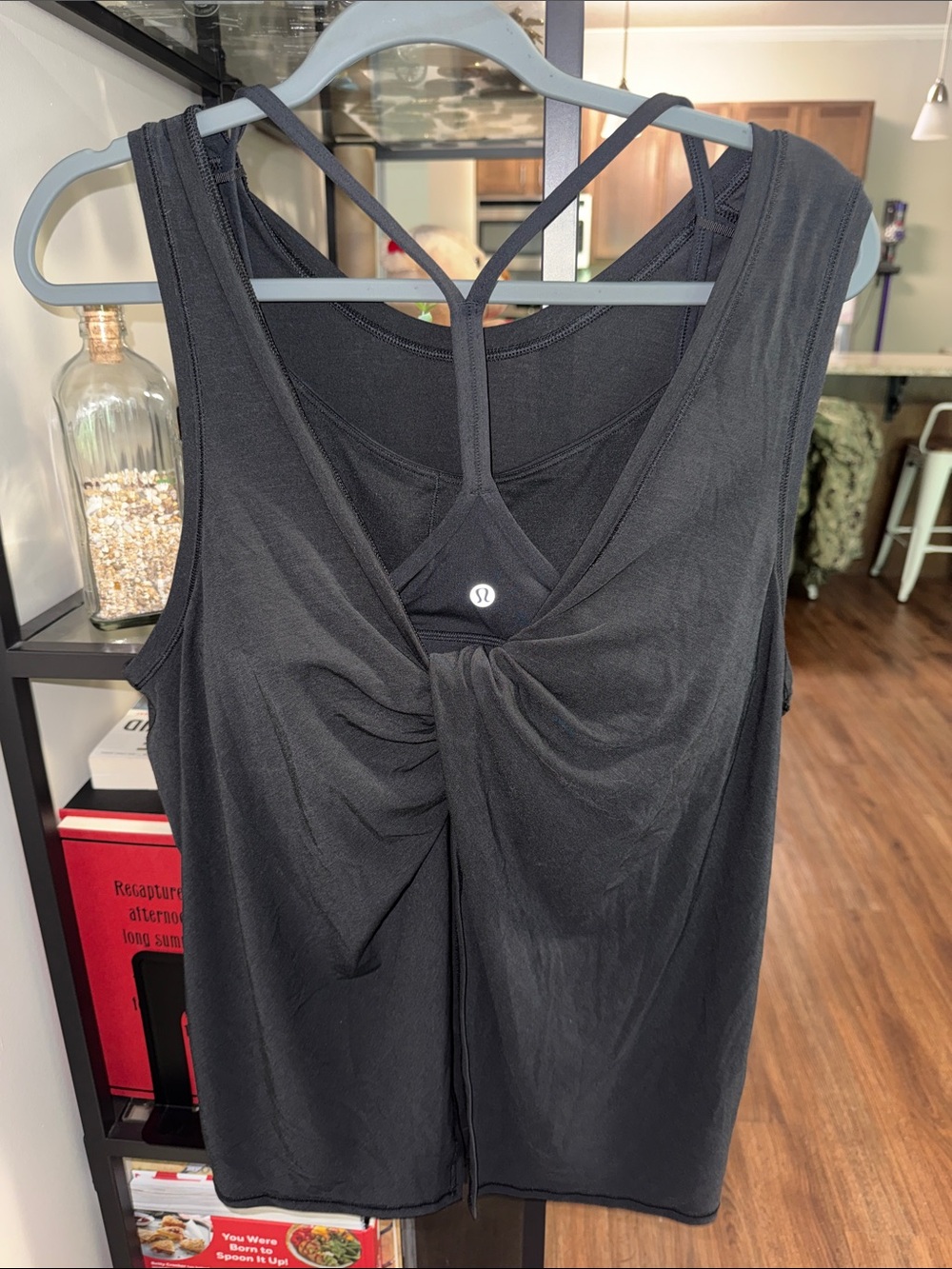 Flow Y 2-in-1 Twist Back Tank